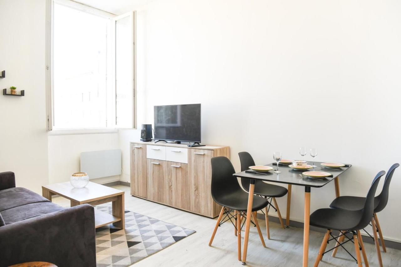 Vieux-Port Appartement Pour 4 Personnes Marseille Luaran gambar